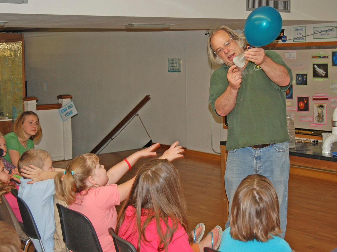 Headwaters Science Center-伯米吉必去景点