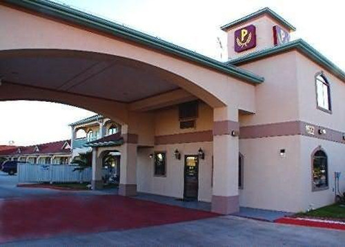 Palace Inn Spencer Highway