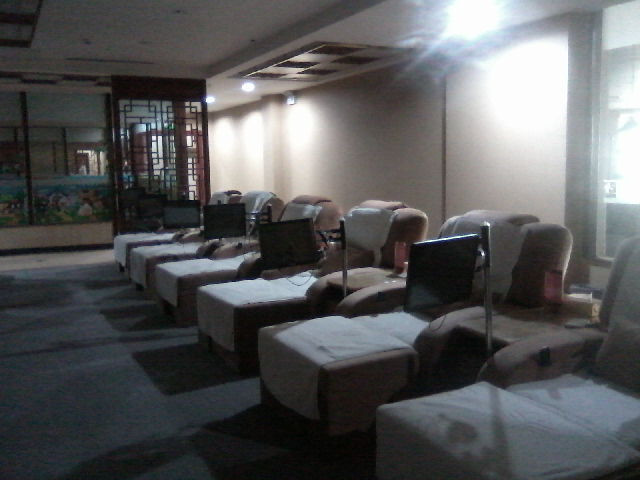 军都大酒店主图