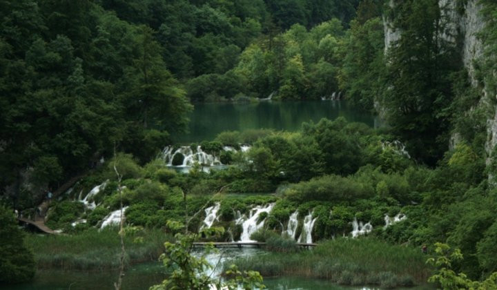 Jezerce旅游攻略图片