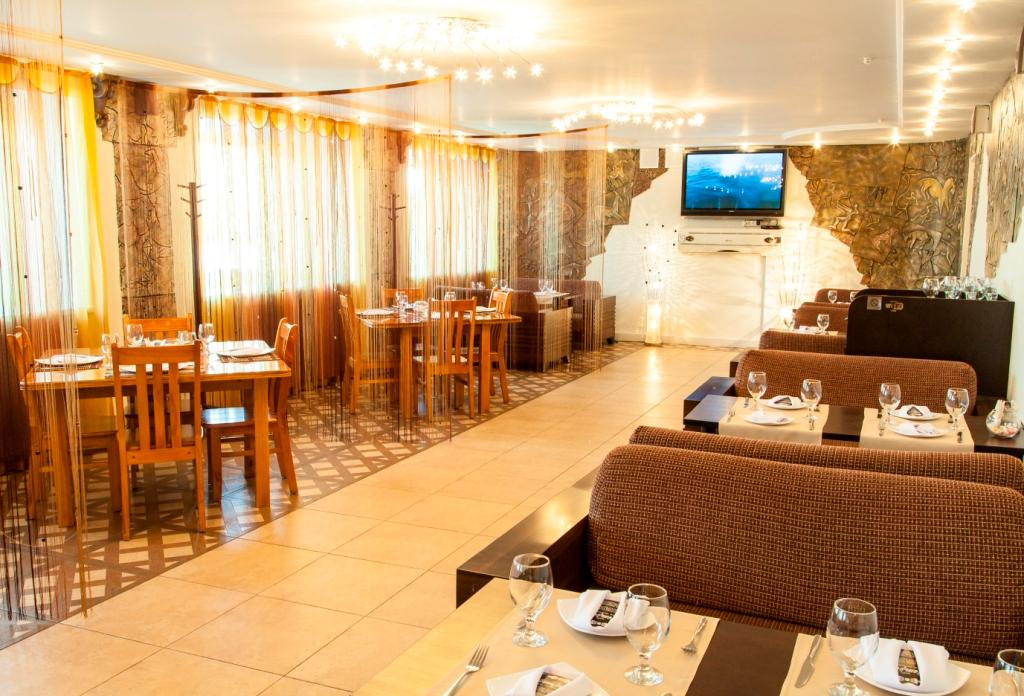 Kostanay餐馆和美食-Cafe Ostrov