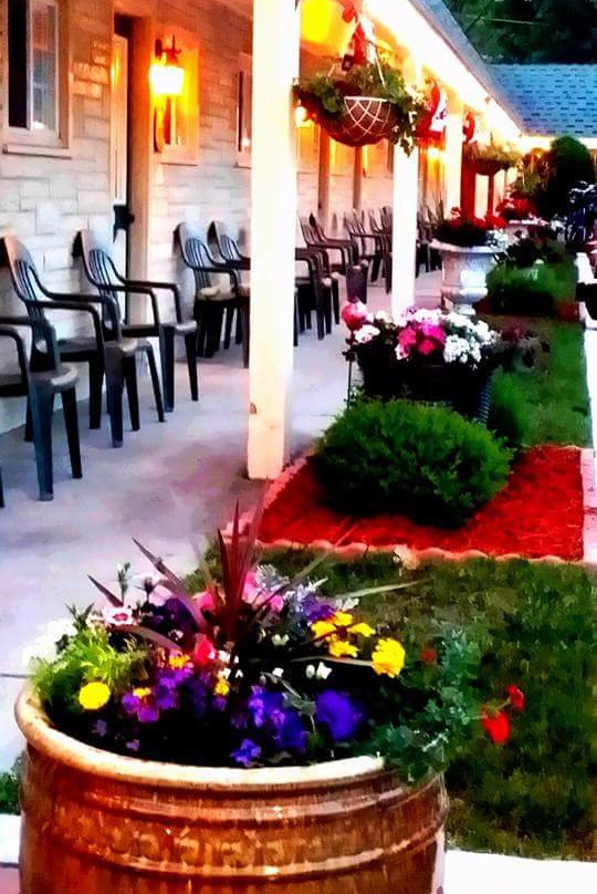 大河谷酒店住宿-Lamplighter Inn