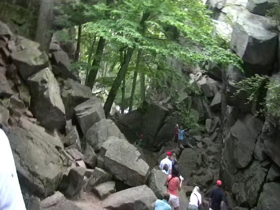 Purgatory Chasm State Reservation-Sutton必去景点
