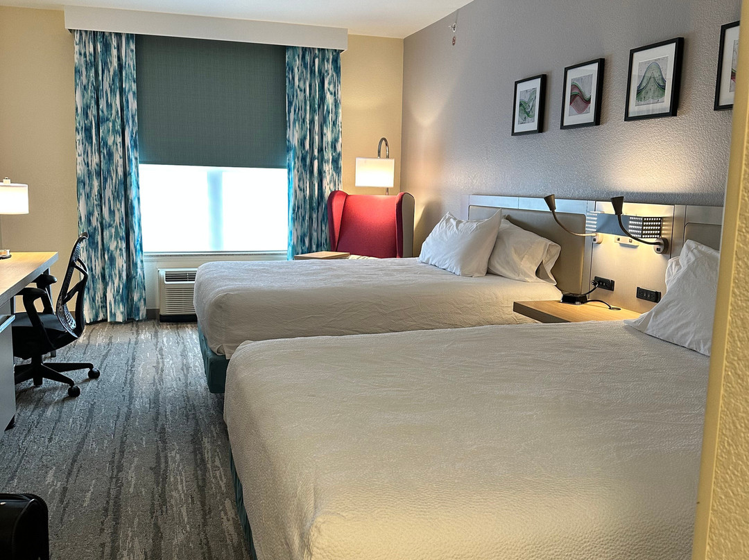 西麦迪逊/米德尔顿希尔顿花园酒店主图