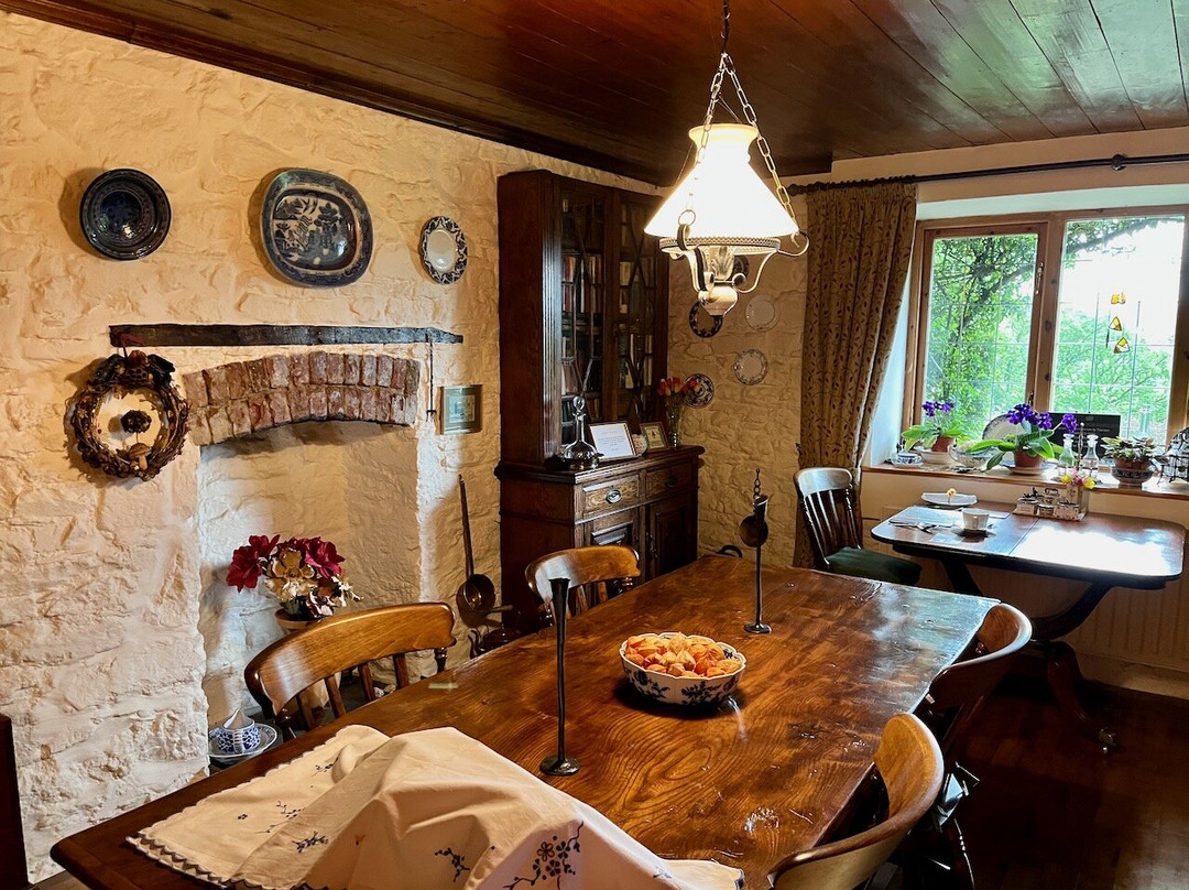 Allt y Golau Farmhouse主图
