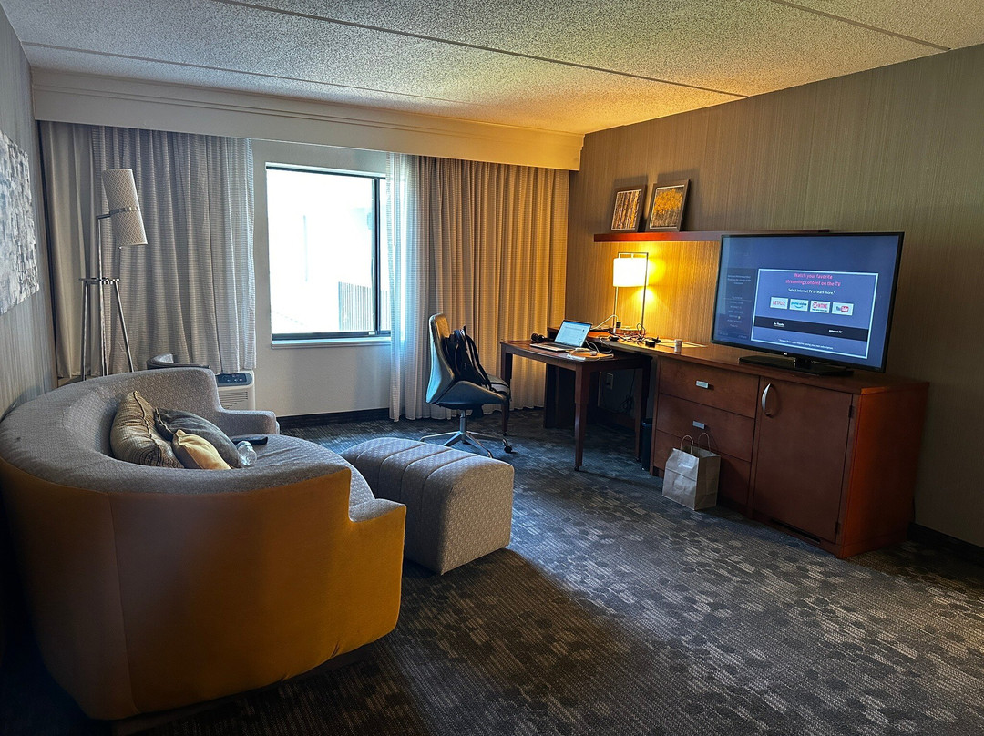 Courtyard by Marriott Parsippany主图