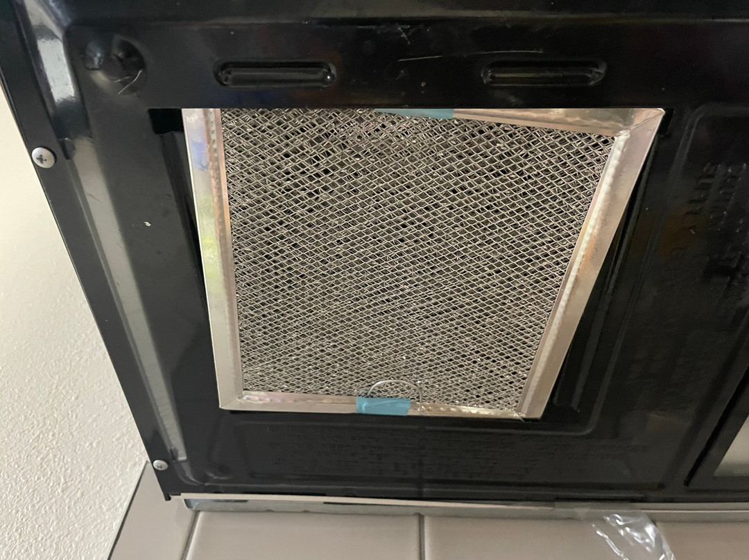 尚佩恩乌班纳大学区烛木套房酒店主图