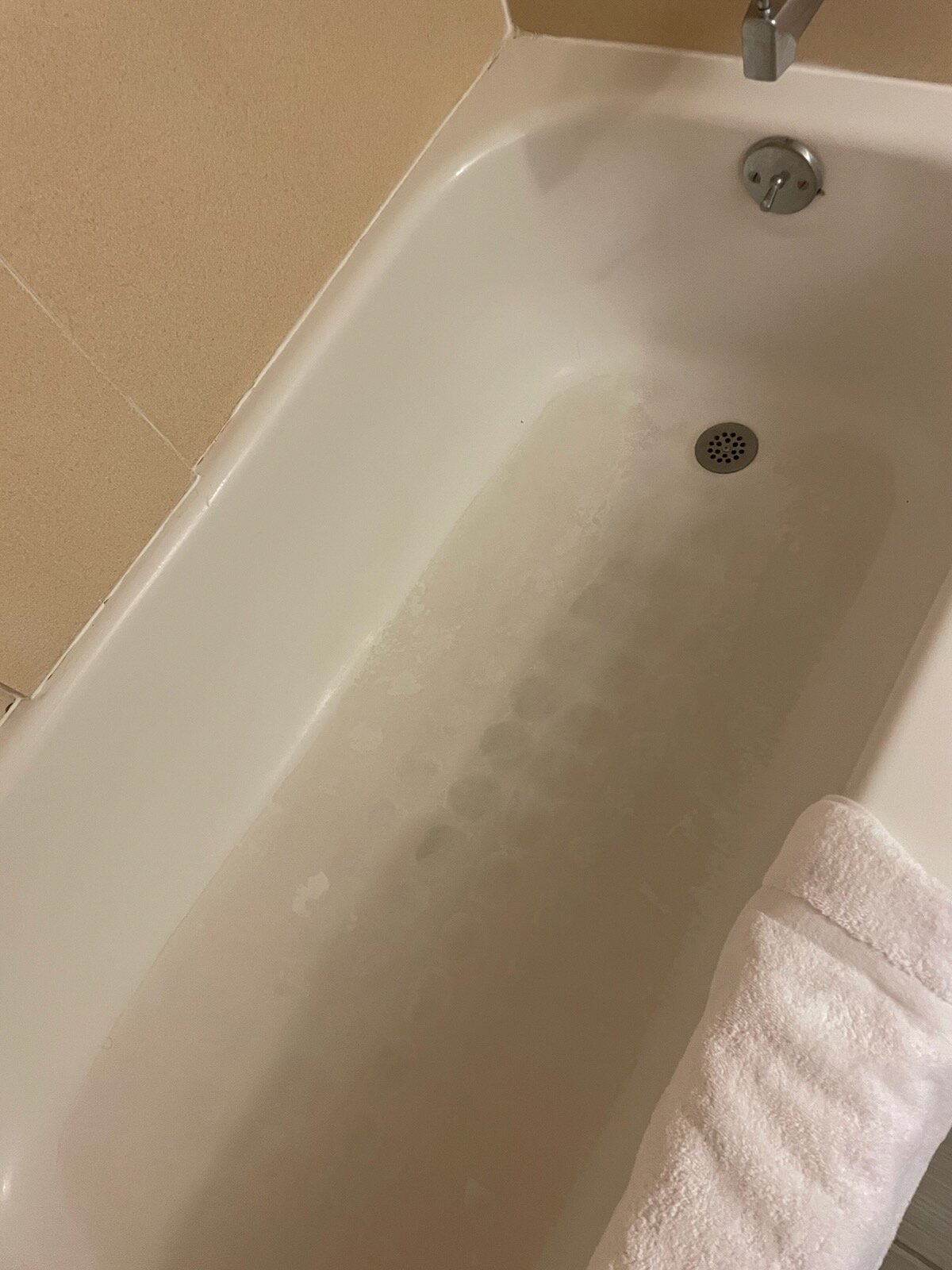 Hilton Garden Inn Independence-浴室