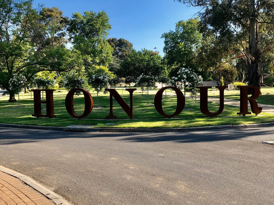 Springvale Botanical Cemetery景点图片