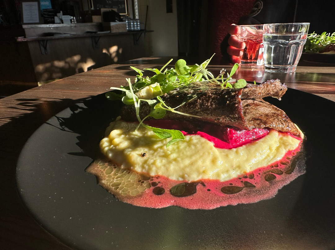 Bistro Maku