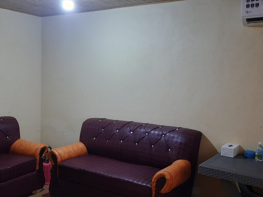 Tagrin酒店住宿-Yogi Homestay Freetown