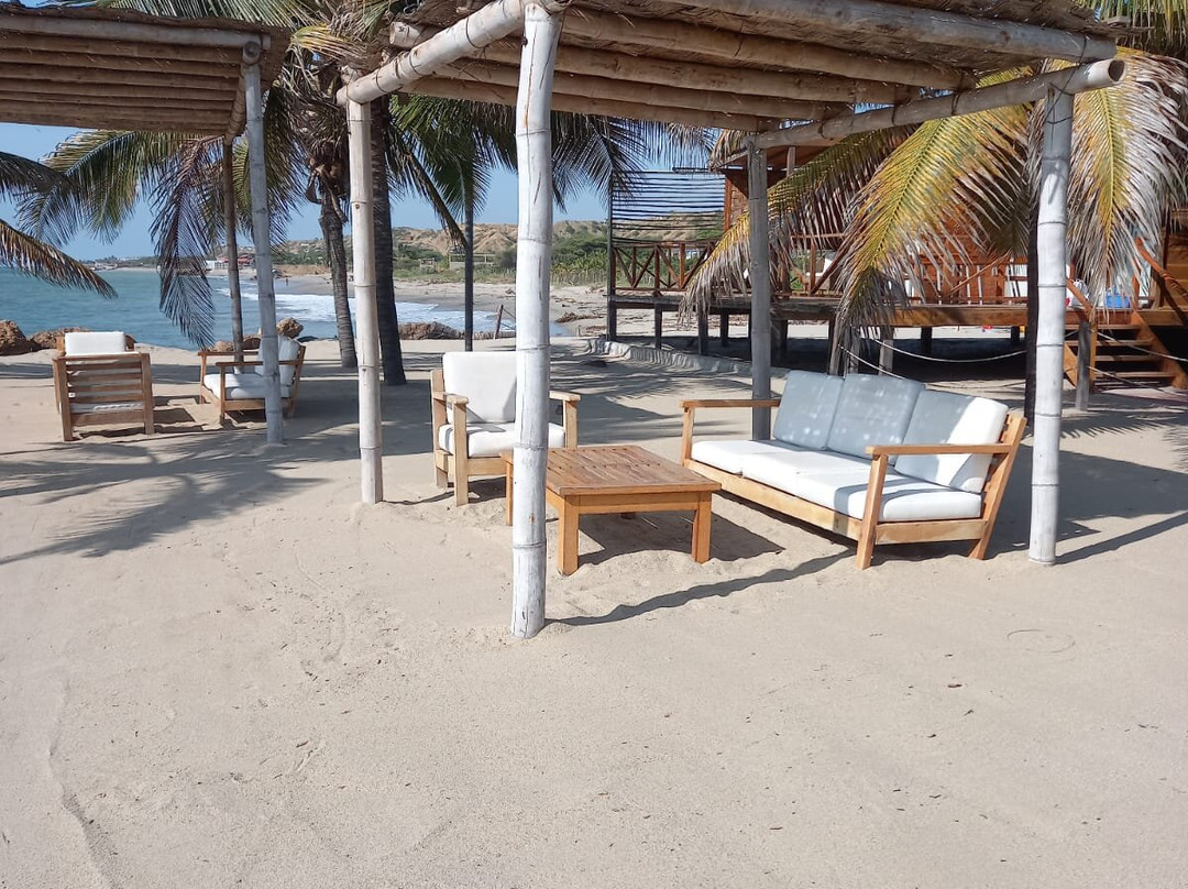 Bungalows & Suites Punta Camaron主图