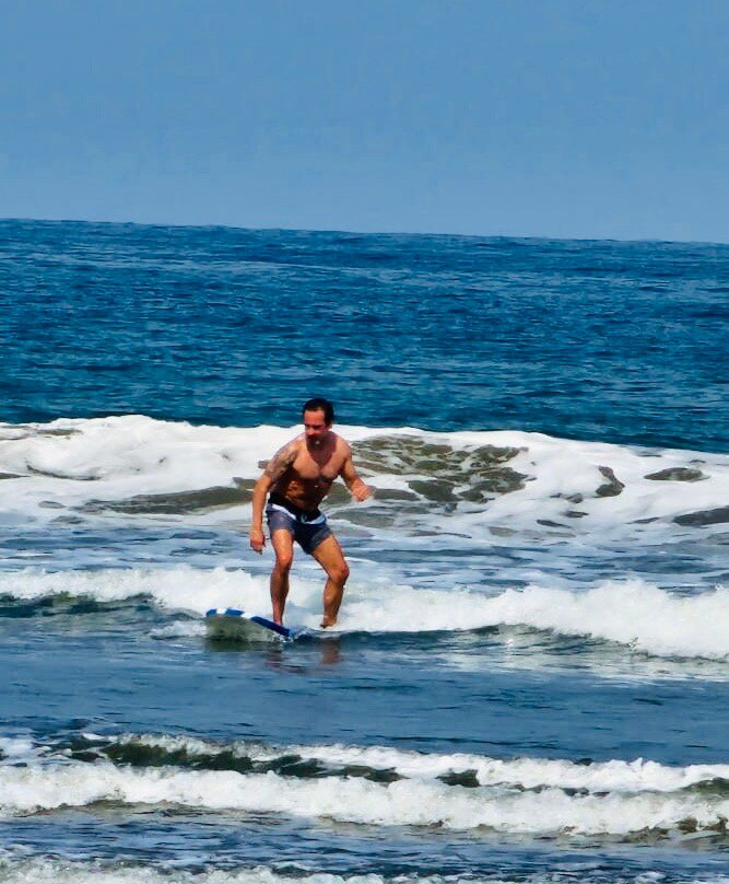 Surf Report Olon景点图片
