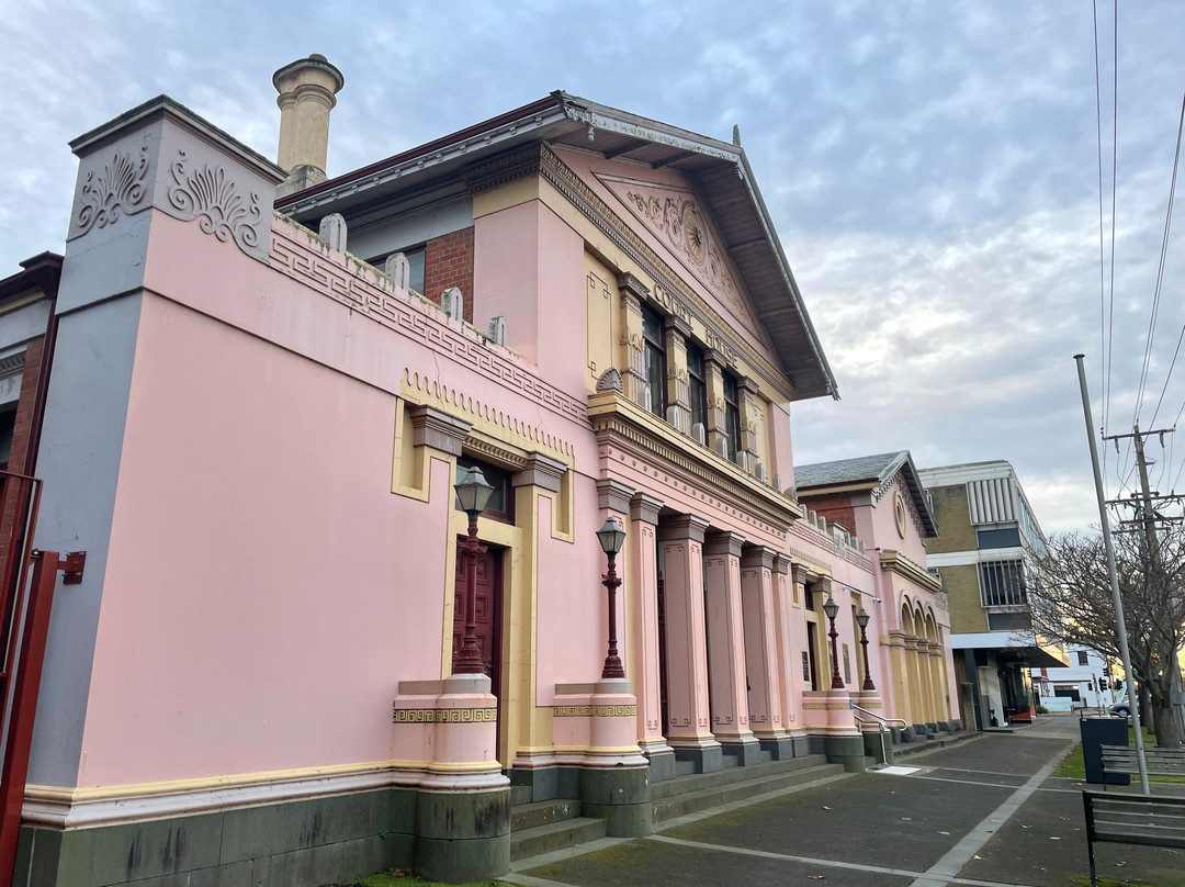 Sale Courthouse-塞尔必去景点