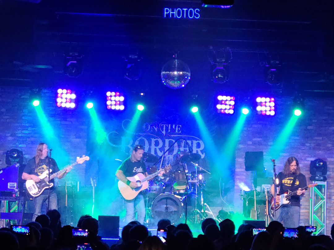 Belfry Theater-Williams Bay必去景点