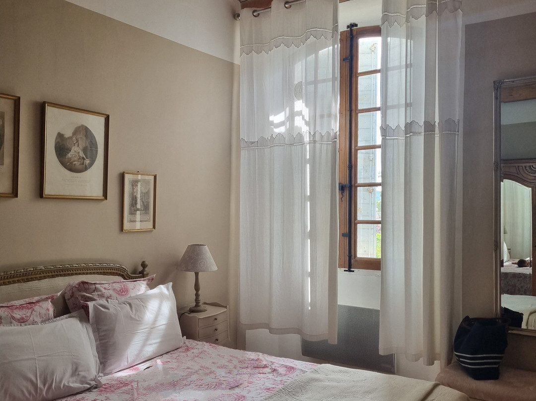 Le Vieux Castel主图