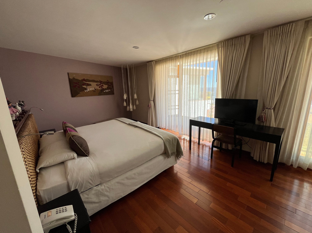 罗萨里奥拉戈提提卡卡酒店主图