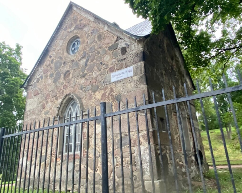 Guardhouse Gatehouse-Lomonosov必去景点