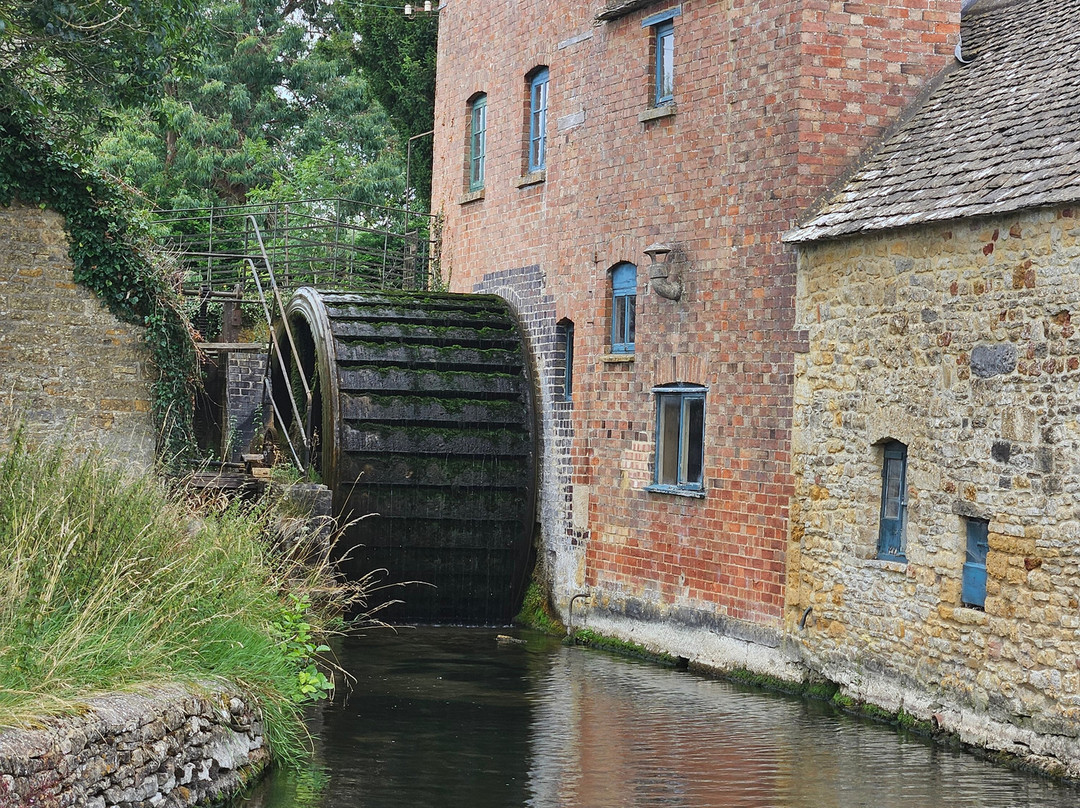 Lower Slaughter to Upper Slaughter walk景点图片
