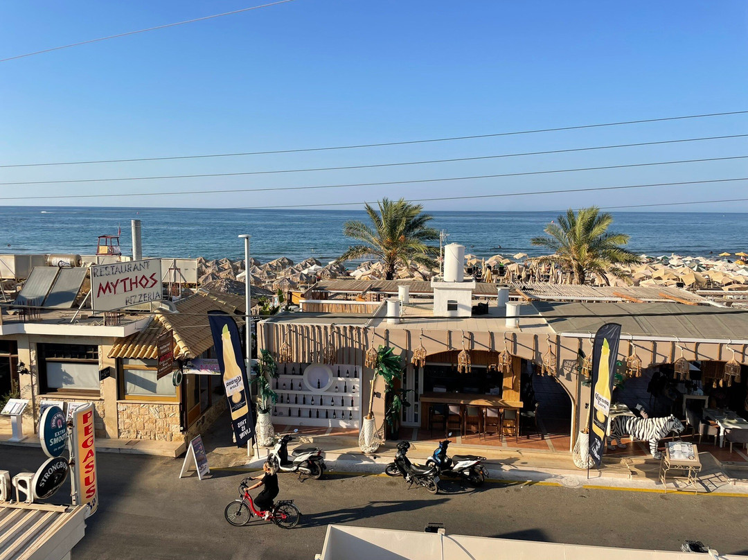 Smaragdine Beach Hotel主图