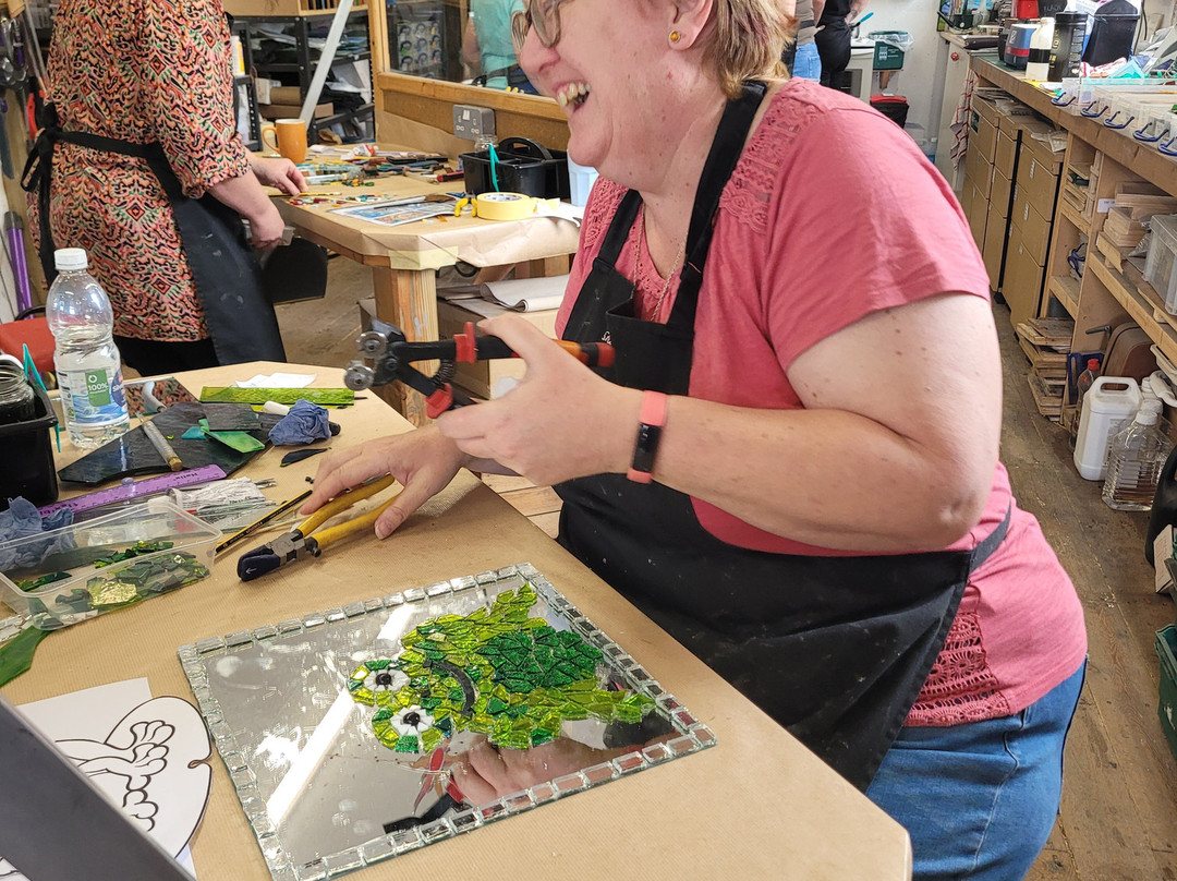 Glass Workshop-比迪福德必去景点