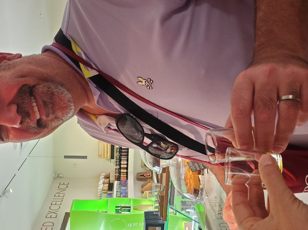 Pruneti Extra Gallery-格雷韦伊恩基亚恩蒂必去景点