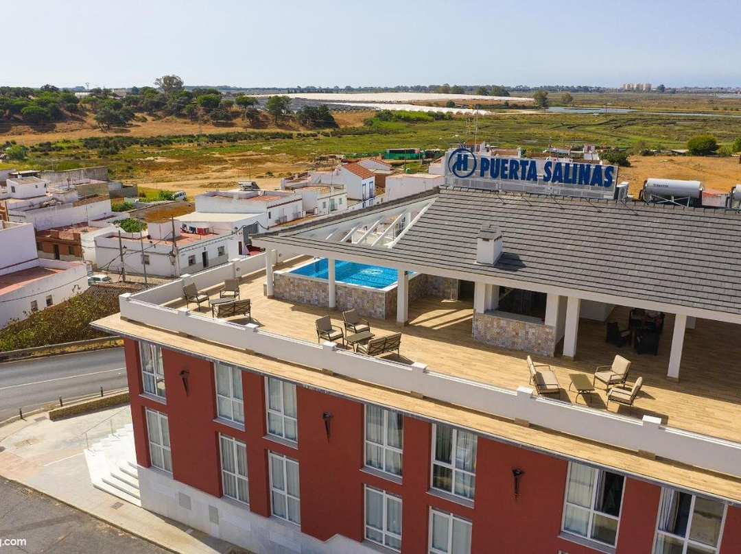 Hostal Puerta Salinas Isla Cristina主图