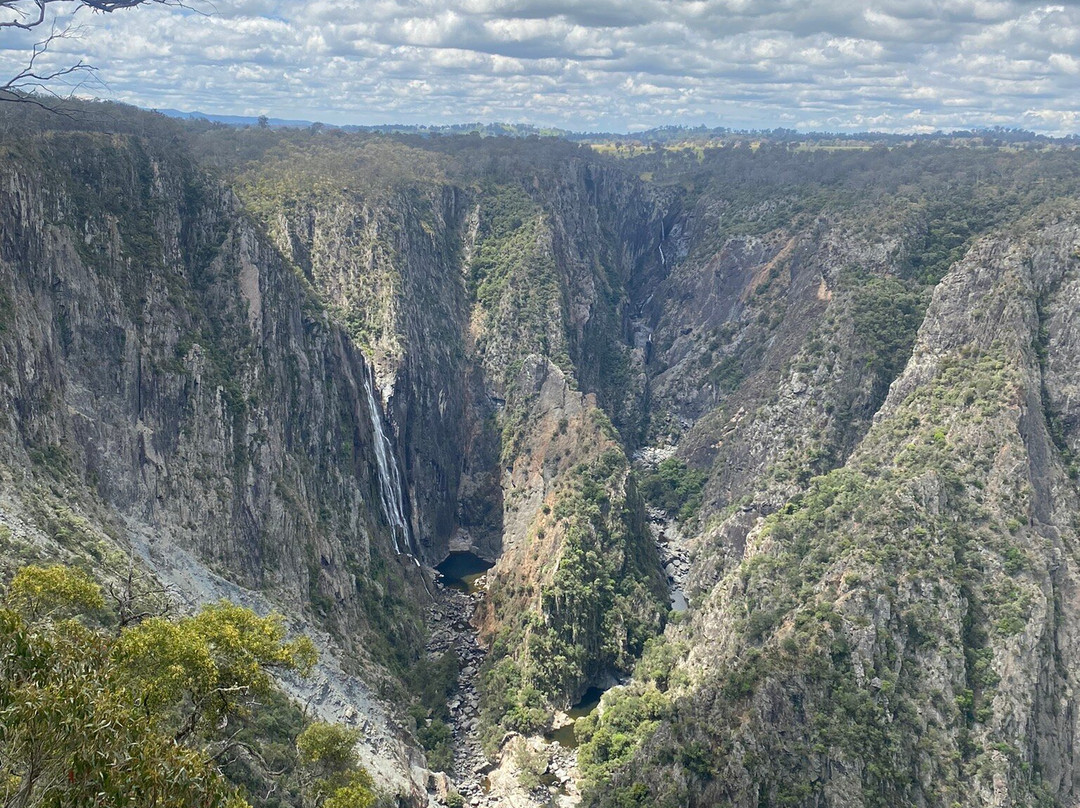 Wollomombi Falls景点图片