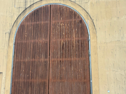 Rolf Binder-塔努达必去景点