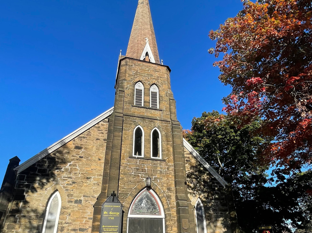 St. George's Anglican Church & Graveyard景点图片