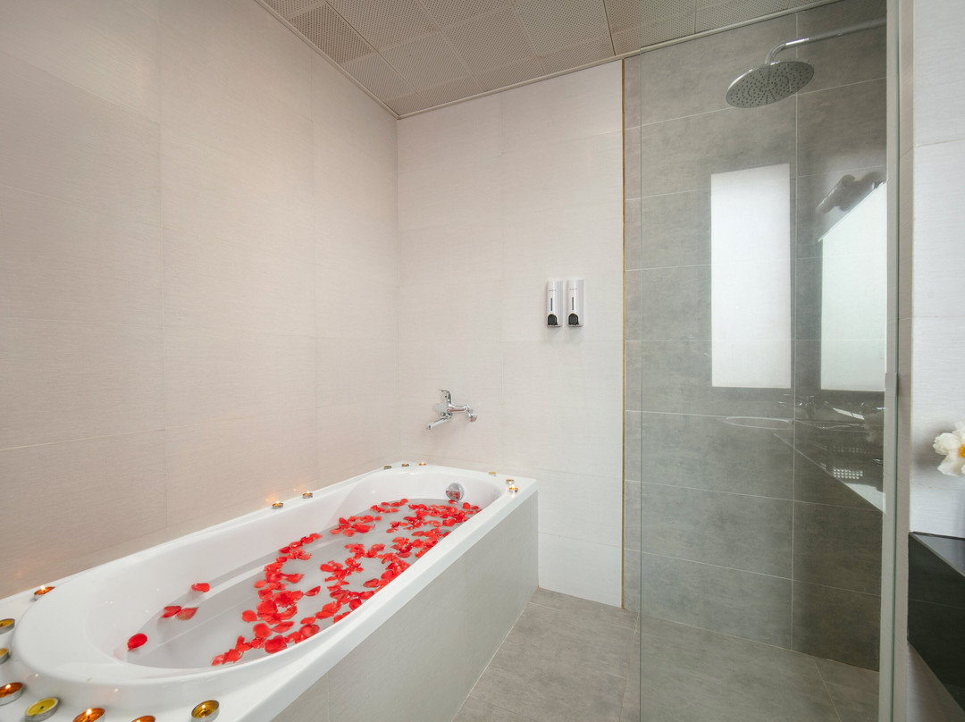 HB Serviced Apartment - 121B Quan Hoa主图