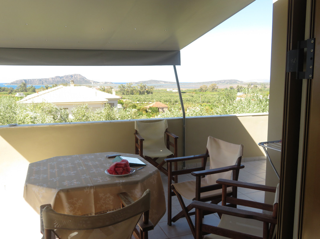 Thanos Village主图