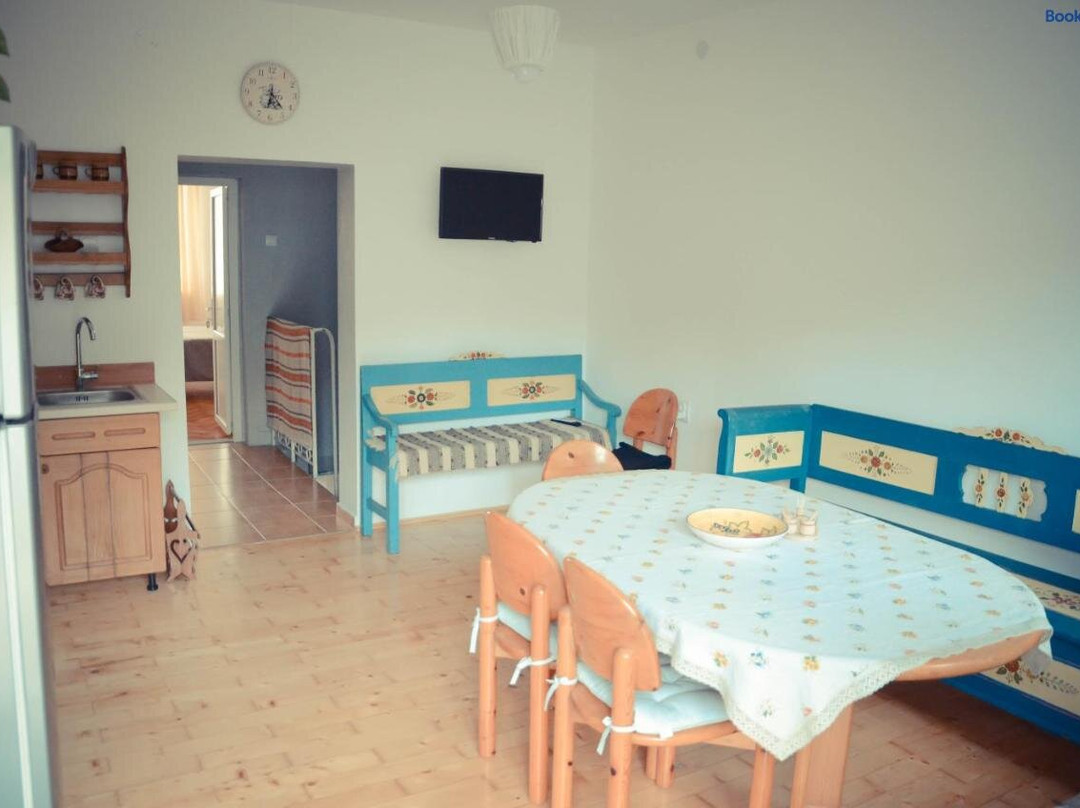 Noira House