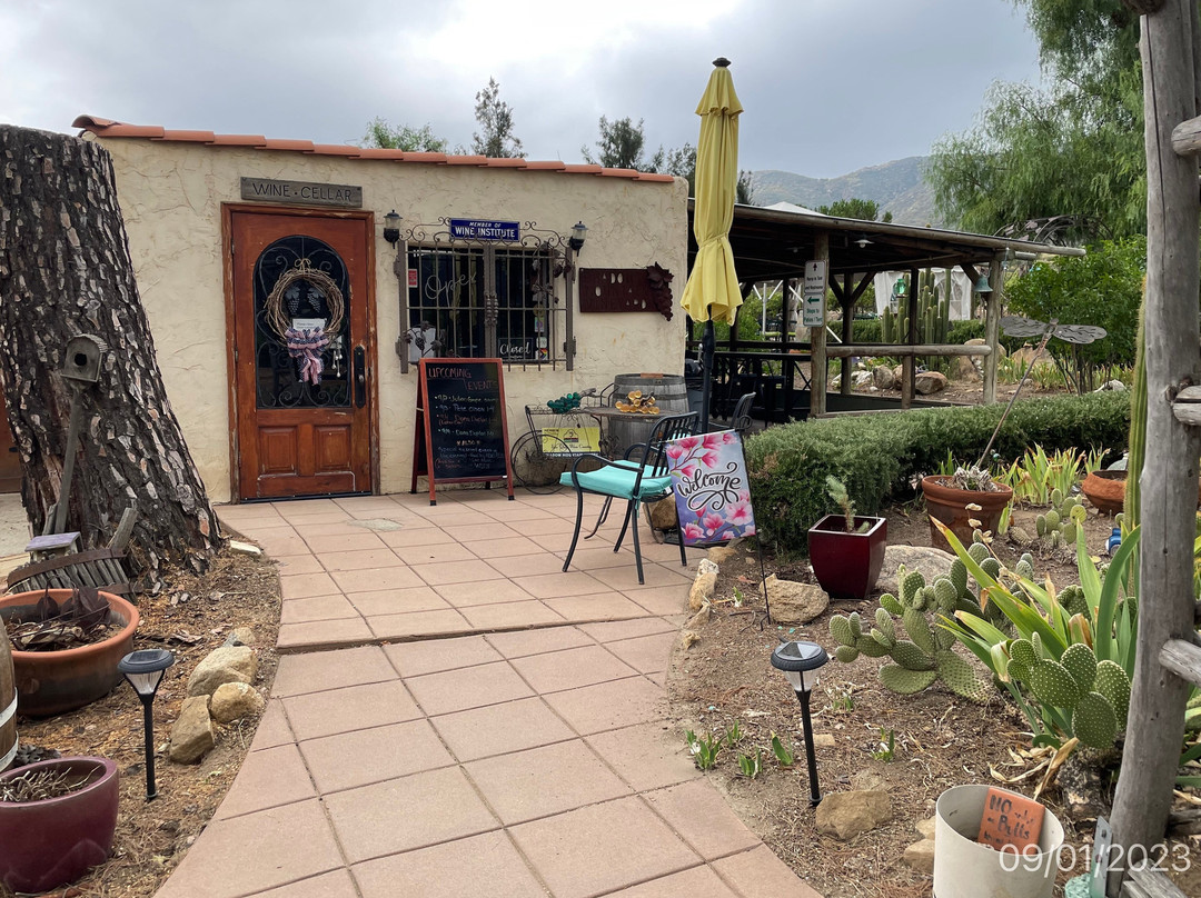 Shadow Mountain Vineyards & Winery景点图片
