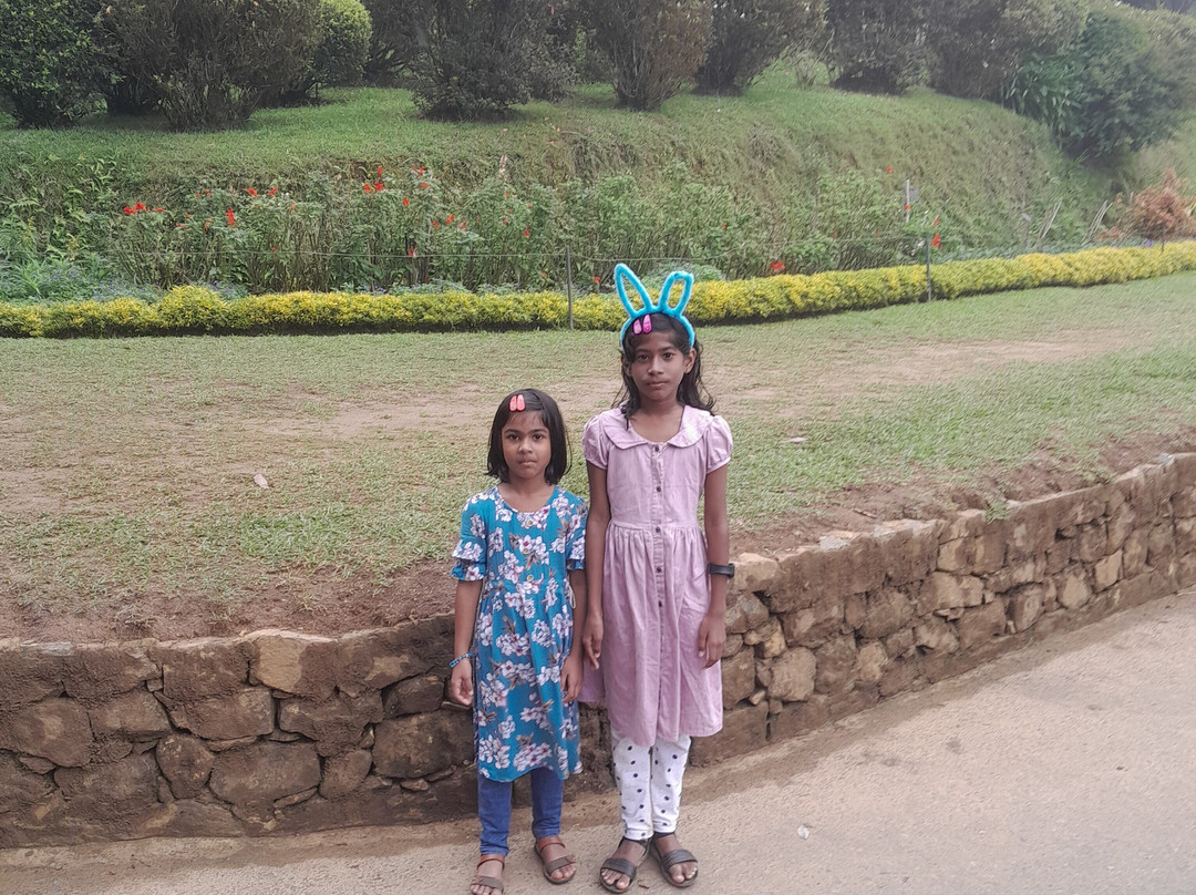 Pragi-tuk tuk & Taxi tours Nanuoya-奴娃拉伊利雅必去景点