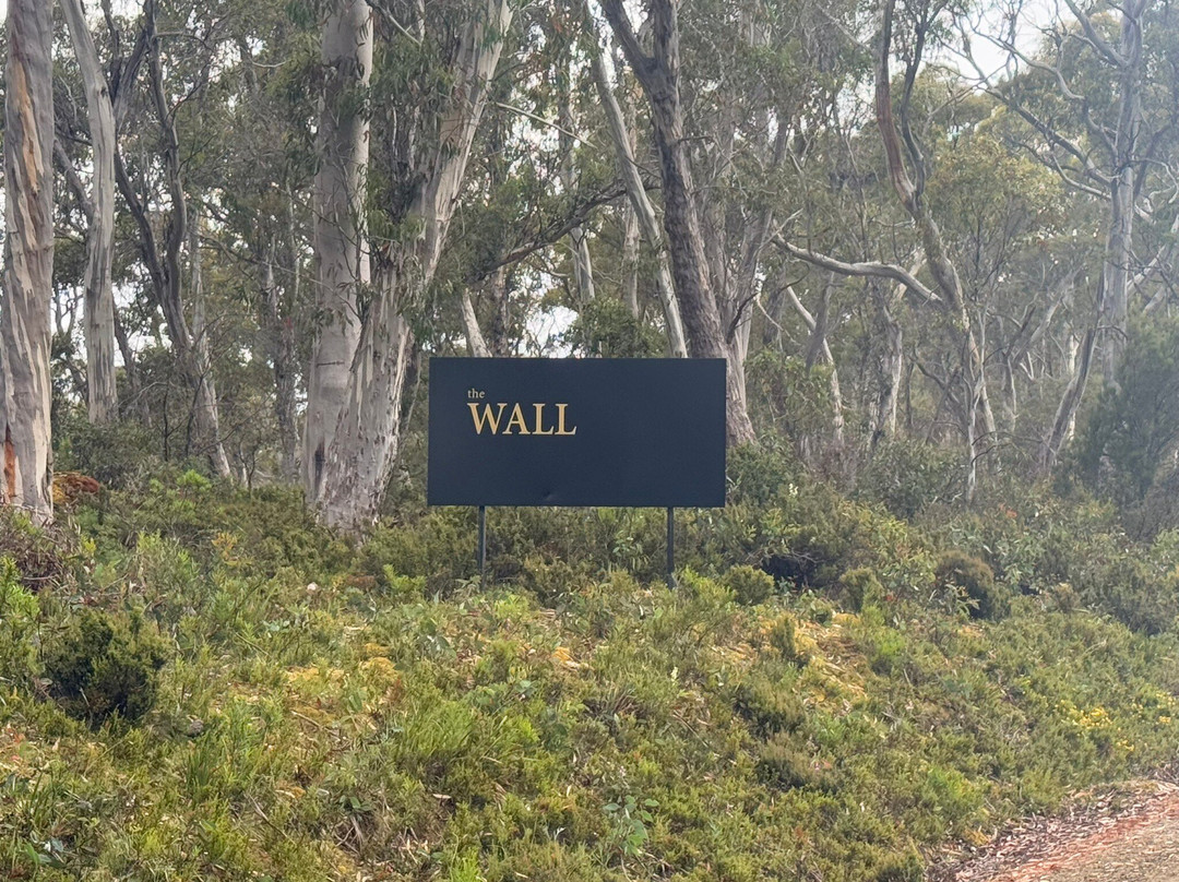 The Wall in the Wilderness景点图片