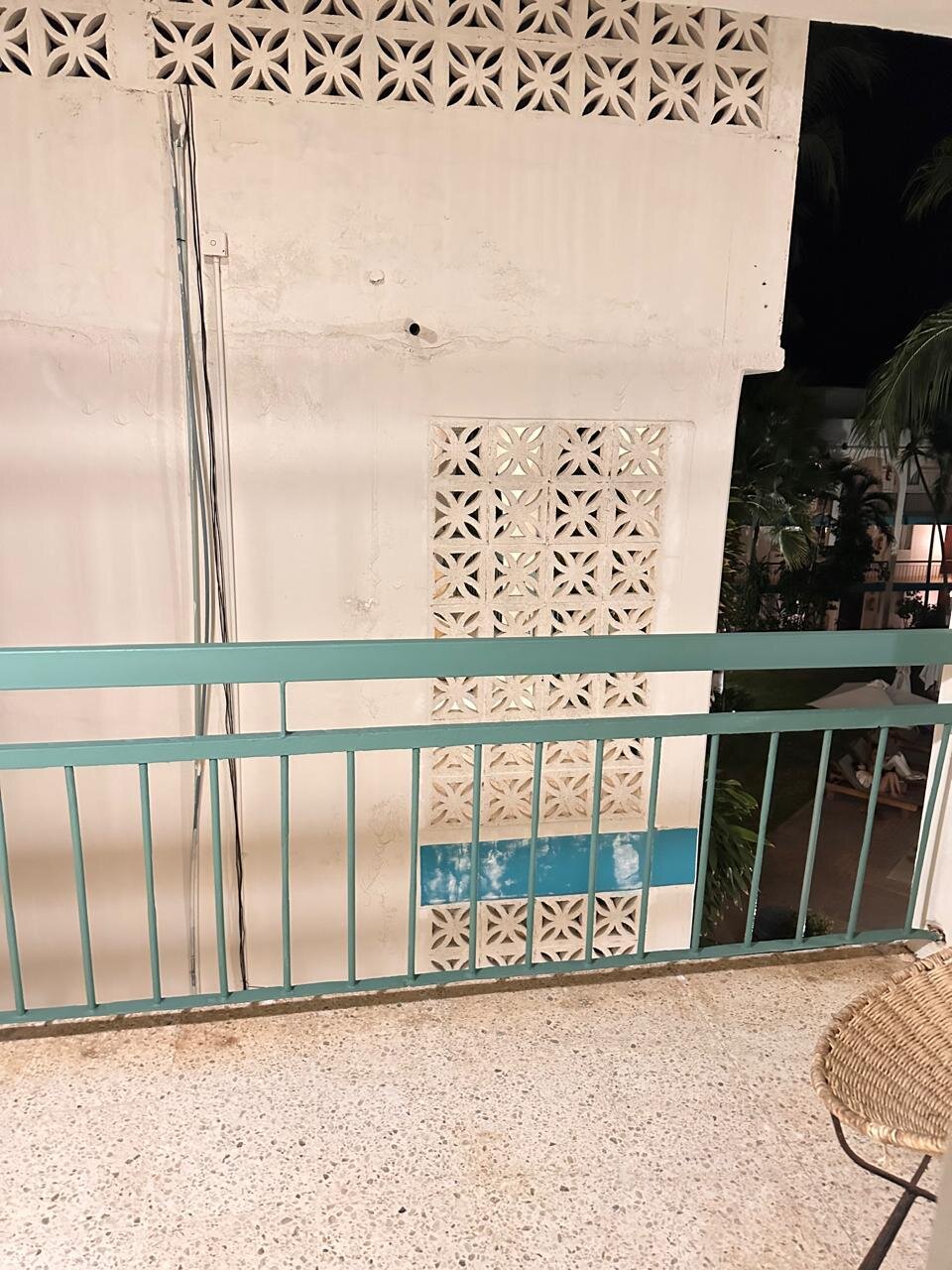 薇拉苏套房酒店-客卧
