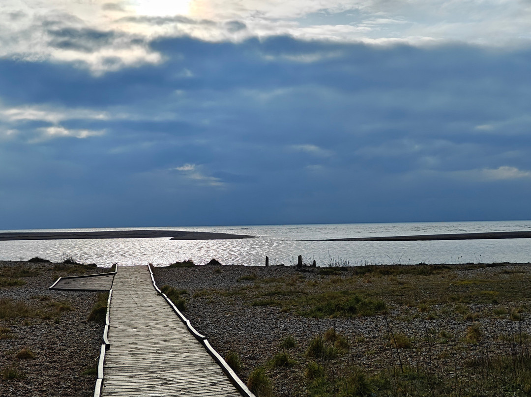 Pagham Beach景点图片