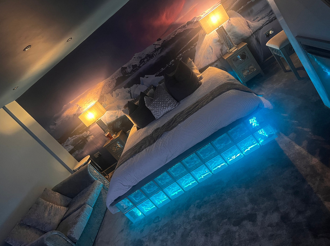 St Hilda's Complex主图