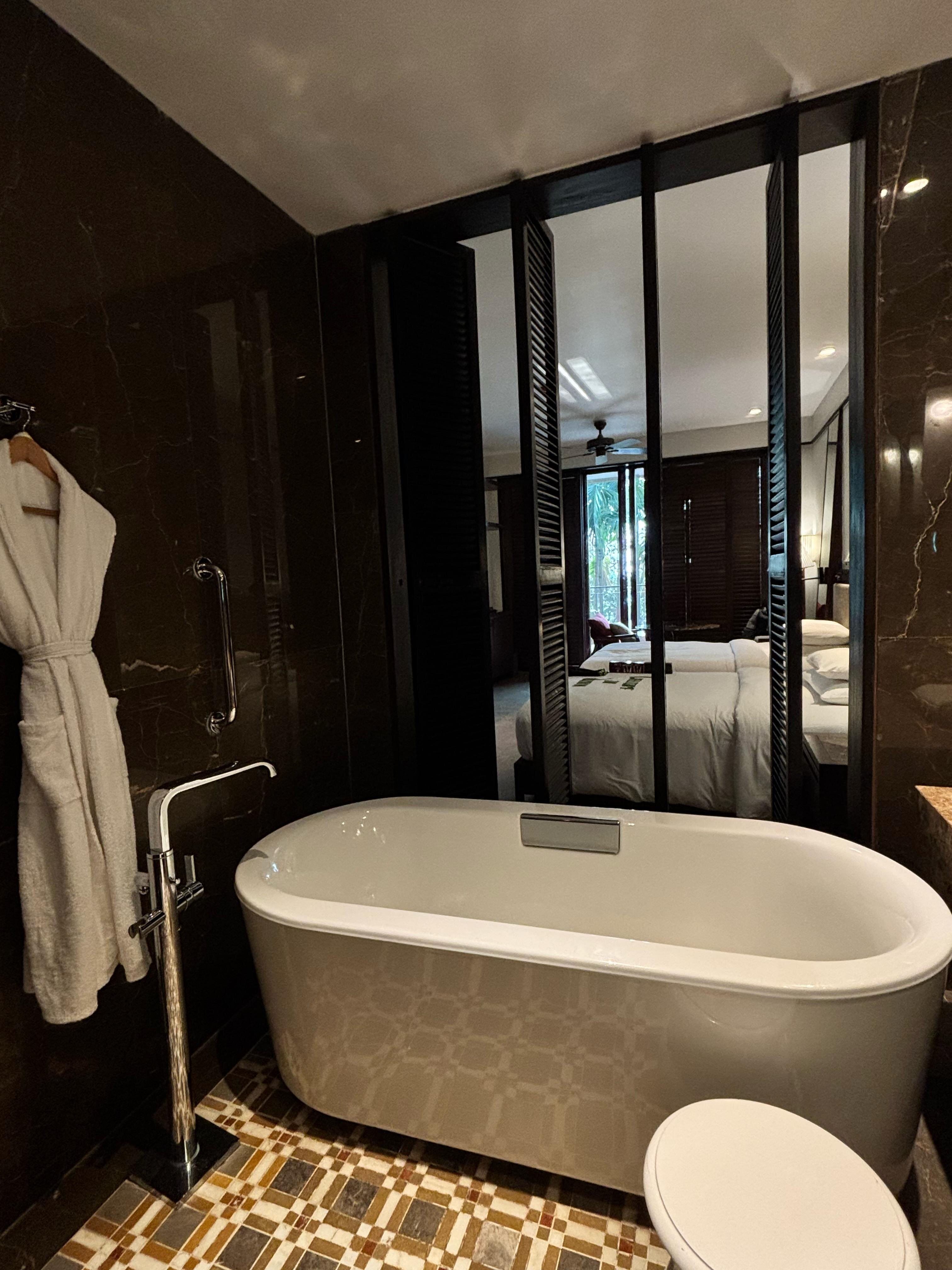 Hilton Goa Resort-浴室