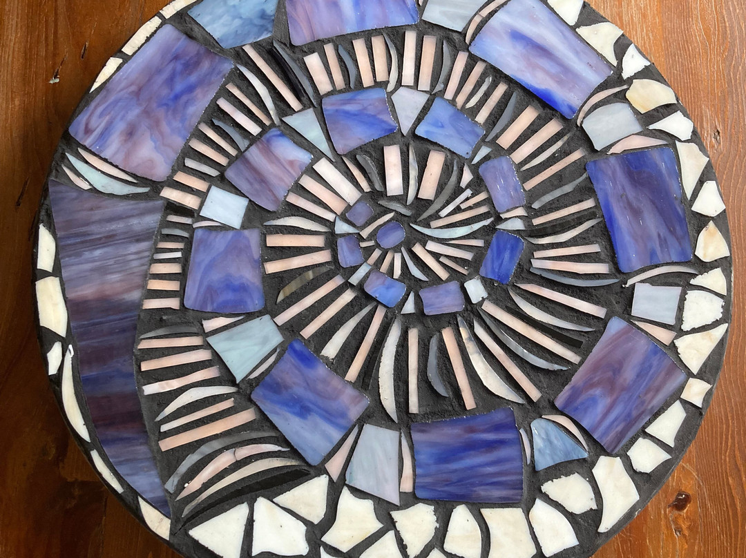 Glass Workshop-比迪福德必去景点