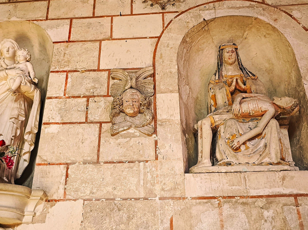 Eglise Saint-Nazaire-Azay-le-Ferron必去景点