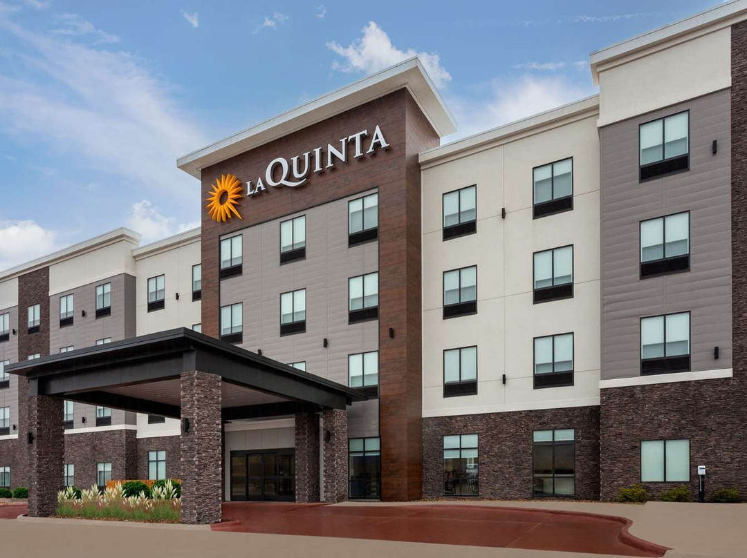 La Quinta Inn & Suites by Wyndham Coralville Iowa City