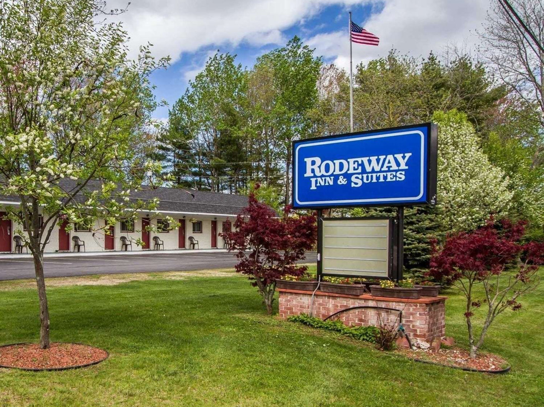 Rodeway Inn & Suites Brunswick Near Hwy 1