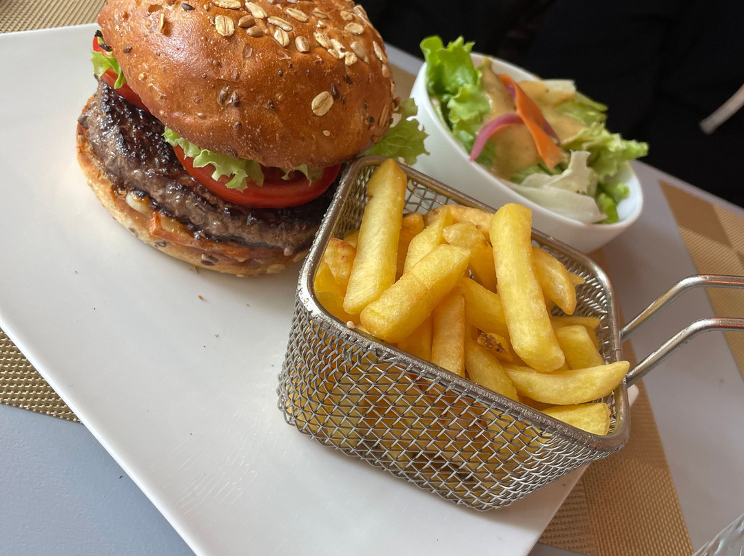 Hotel Restaurant Les Voyageurs主图