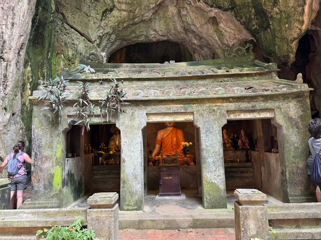 花严洞-岘港必去景点