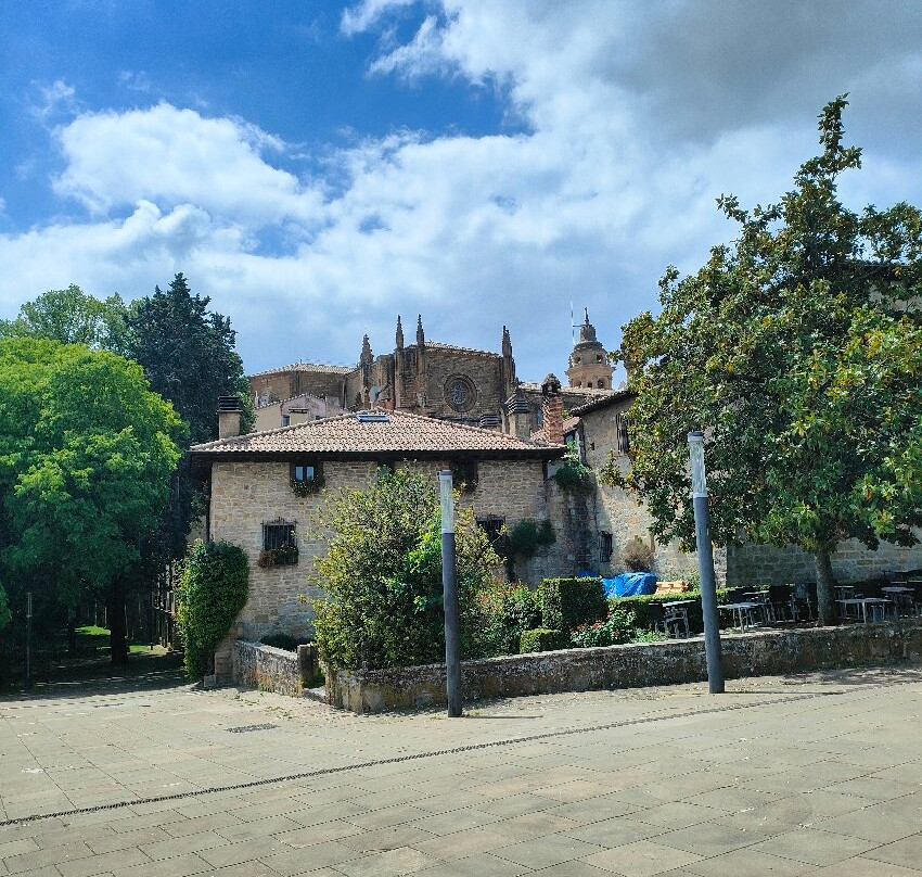 Mirador del Caballo Blanco-潘普洛纳必去景点