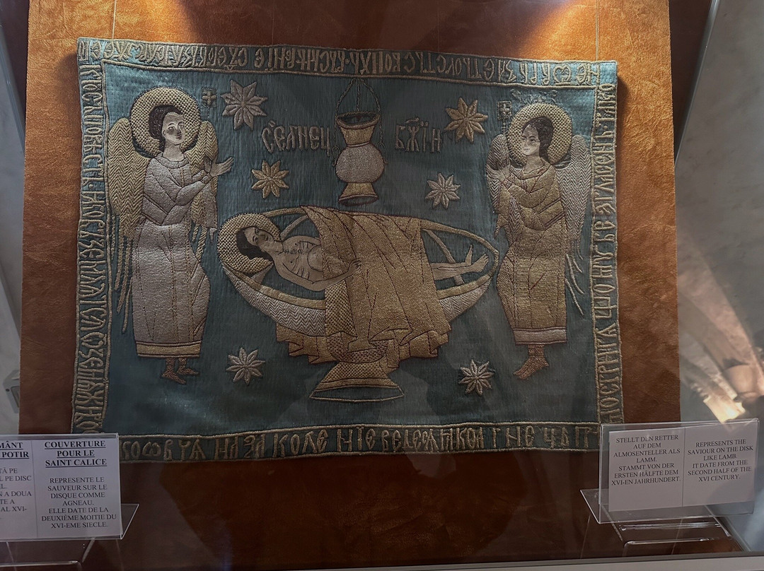 Dragomirna Monastery景点图片