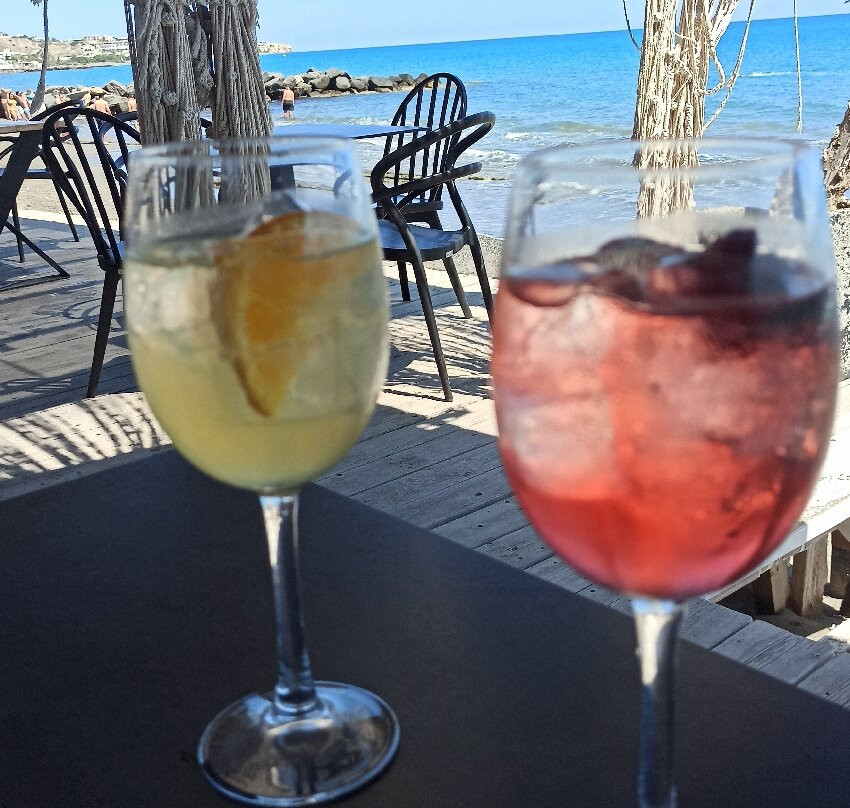 Waikiki Cafe-Beach Bar-Ierapetra必去景点