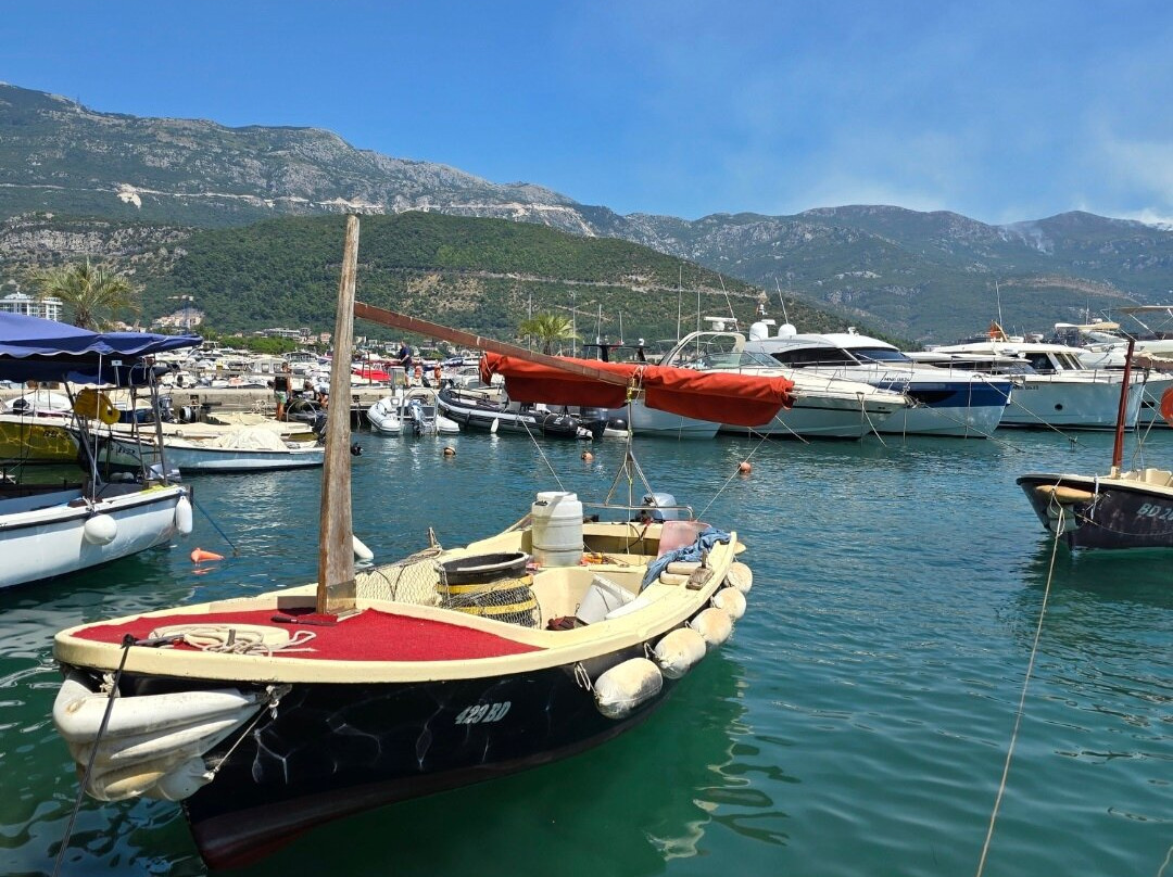 Embankment in Budva-布德瓦必去景点